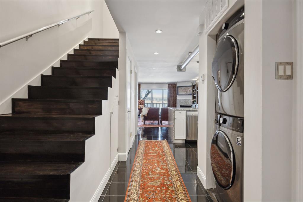 Timbers The Condo Apts #2 - Residential