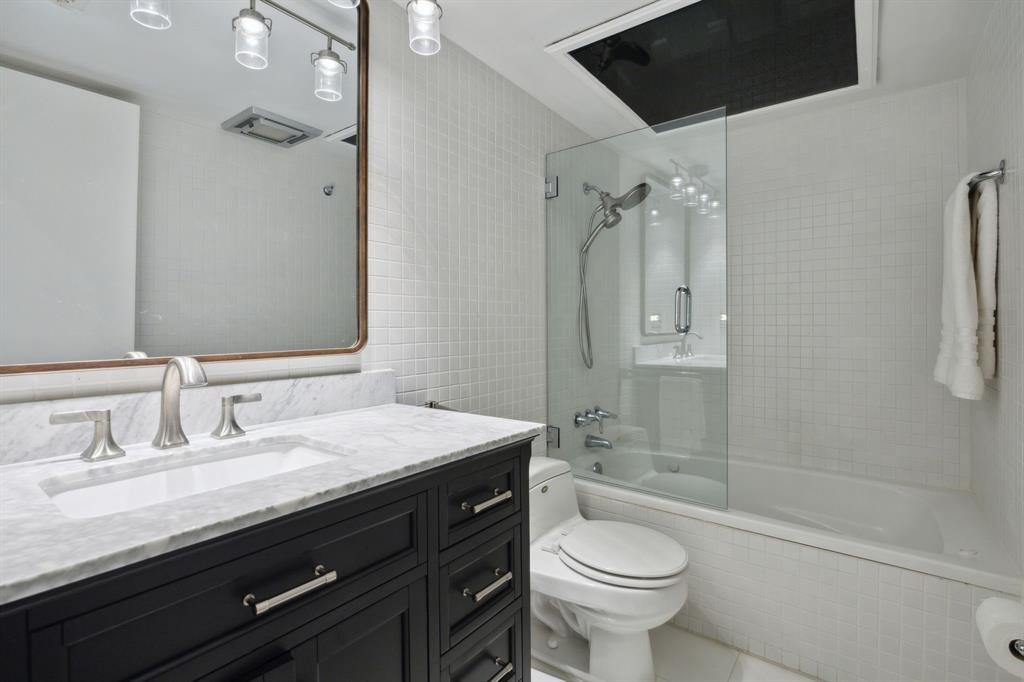 Timbers The Condo Apts #2 - Residential