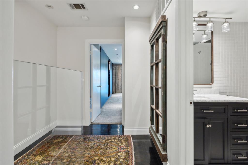 Timbers The Condo Apts #2 - Residential