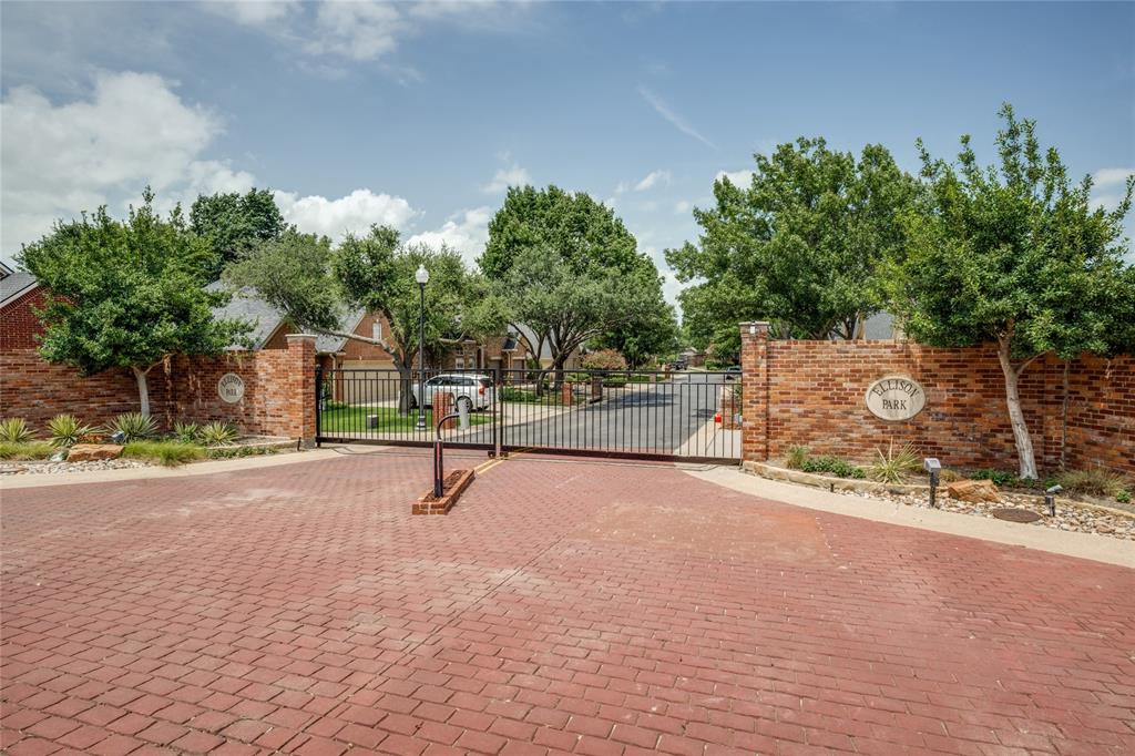 1105 Ellison Park Circle