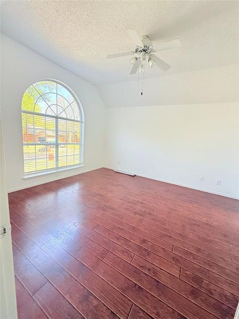 listing image 24