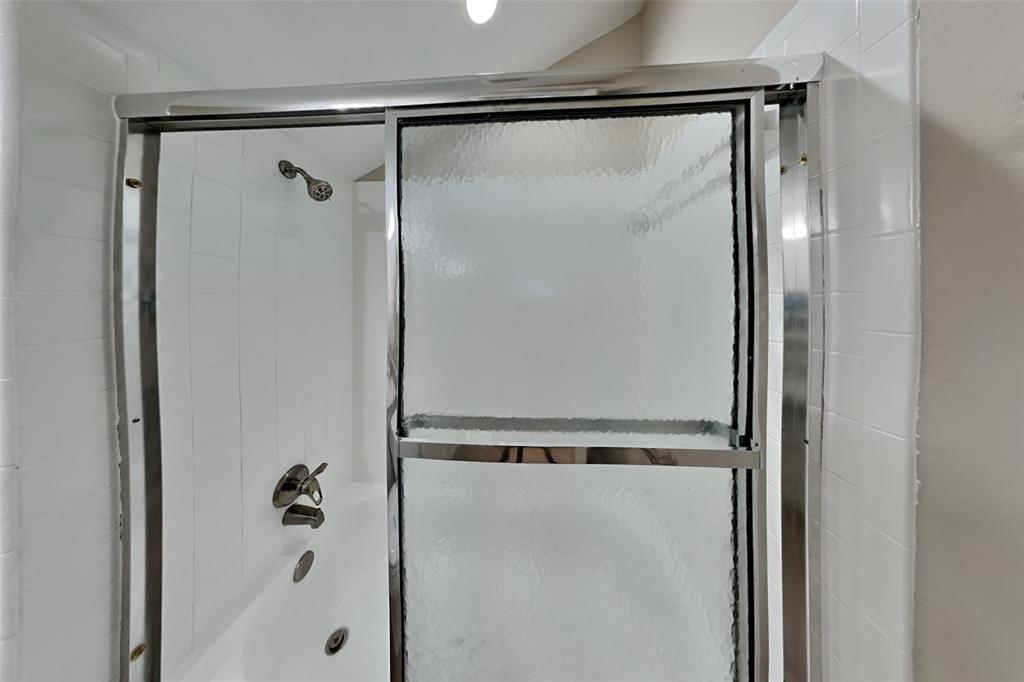 Walnut Creek Valley Add - Residential Lease