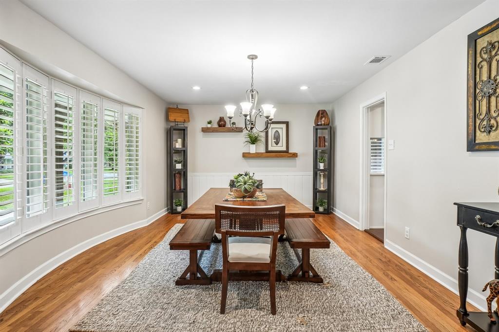 3549 Vinecrest Drive