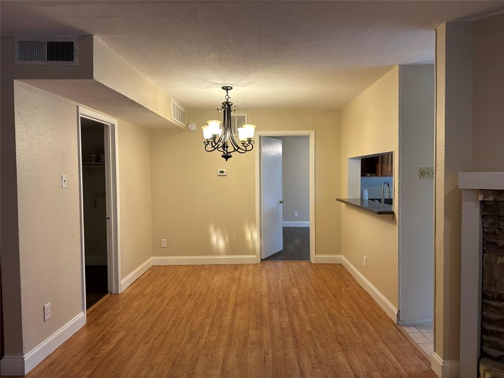 Richardson Crossroads Ph 01 & 02 - Residential Lease