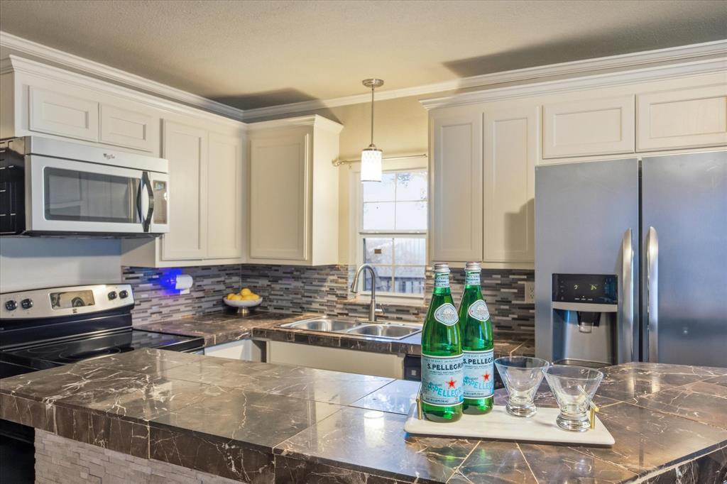 Canyon Creek III - Residential