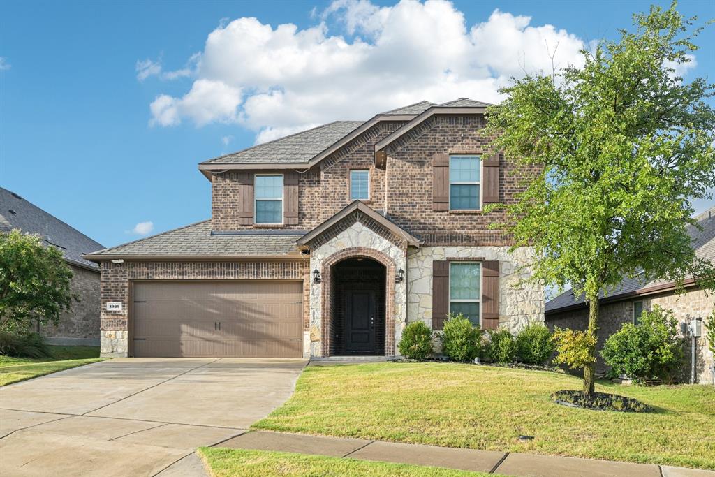 1025 Indigo Lane