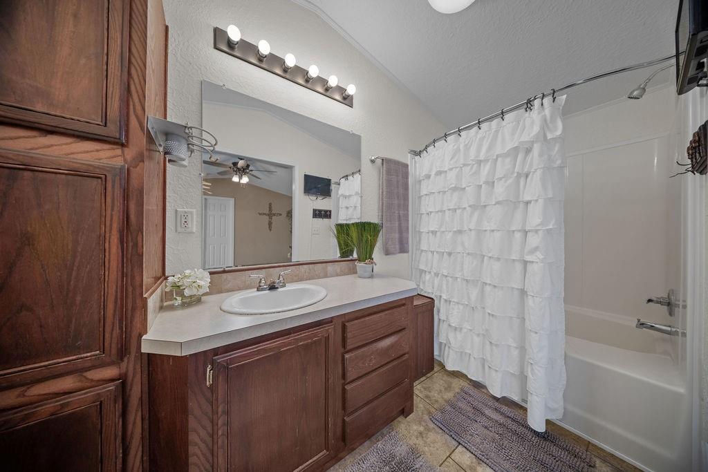 AVALON COUNTRY HAVEN - Residential