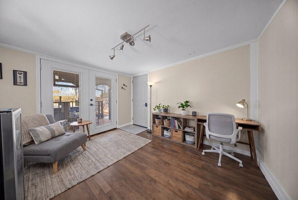 AVALON COUNTRY HAVEN - Residential