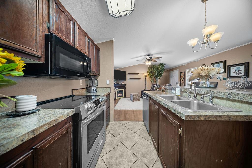 AVALON COUNTRY HAVEN - Residential