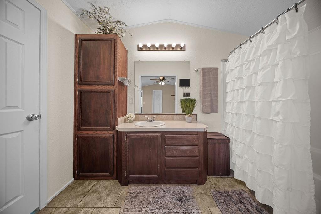 AVALON COUNTRY HAVEN - Residential