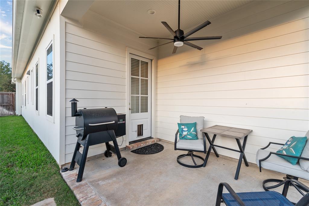 Shreveport, Louisiana 71106, United States, 3 Bedrooms Bedrooms, ,2 BathroomsBathrooms,Residential,Pending,30010