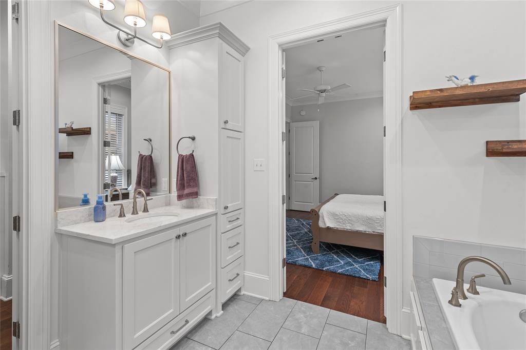 Shreveport, Louisiana 71106, United States, 3 Bedrooms Bedrooms, ,2 BathroomsBathrooms,Residential,Pending,30010