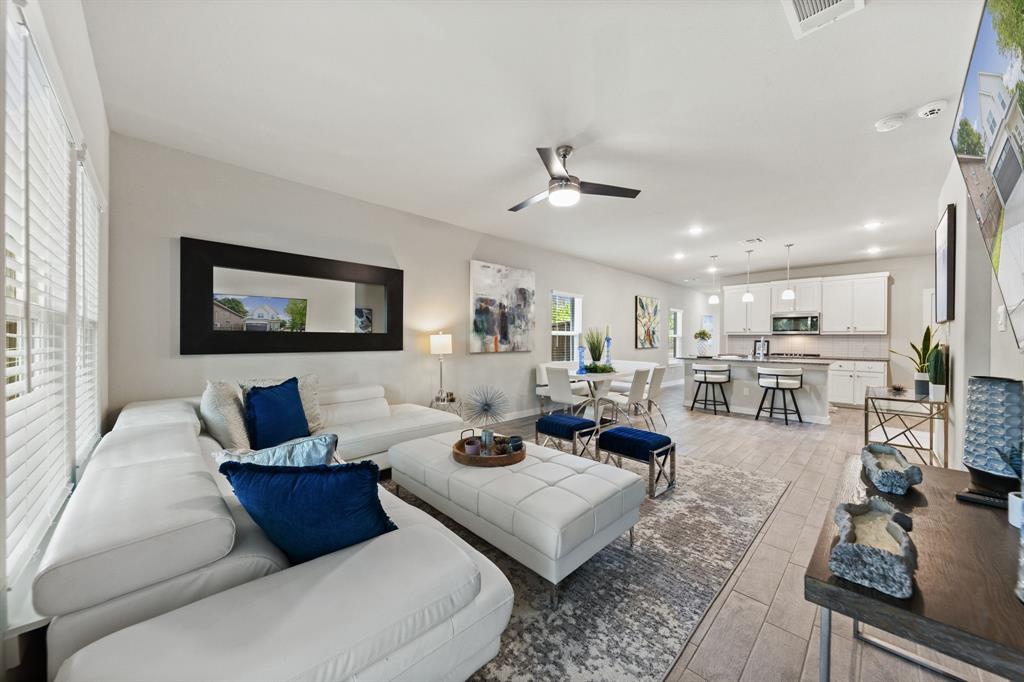 3367 Conroe Street