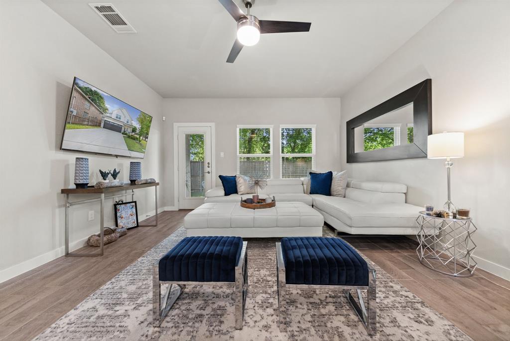 3367 Conroe Street