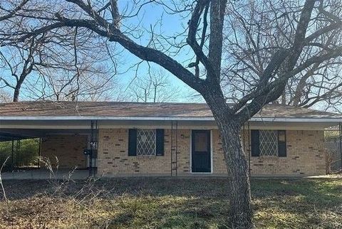 1041 5th Street Cooper TX 75432