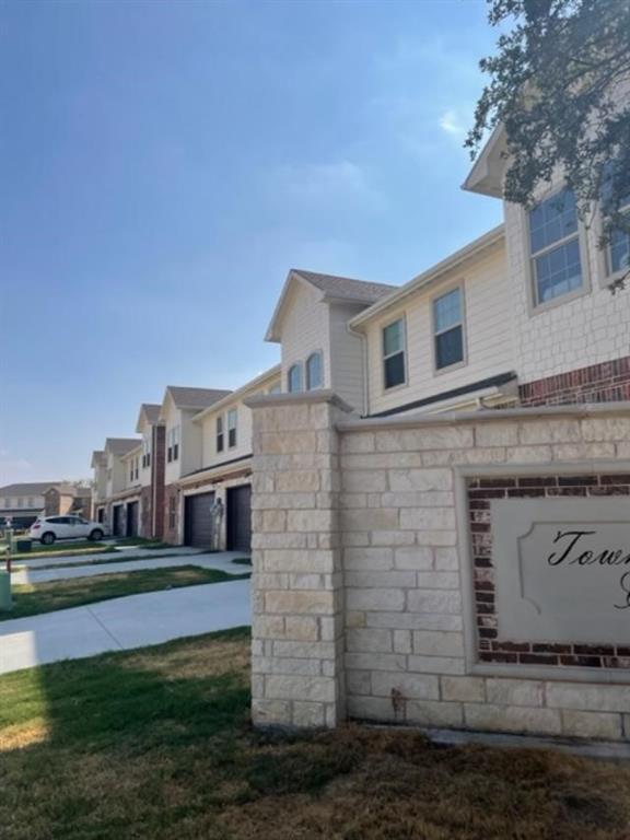 Town North Centre - Residential Lease