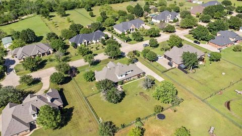 A home in Crowley