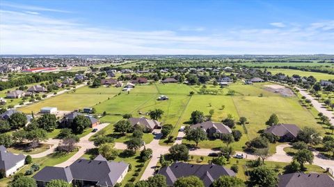 A home in Crowley