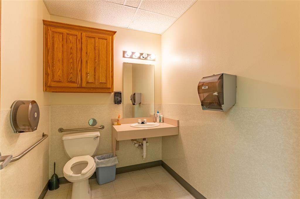 Harris Additon - Commercial Lease