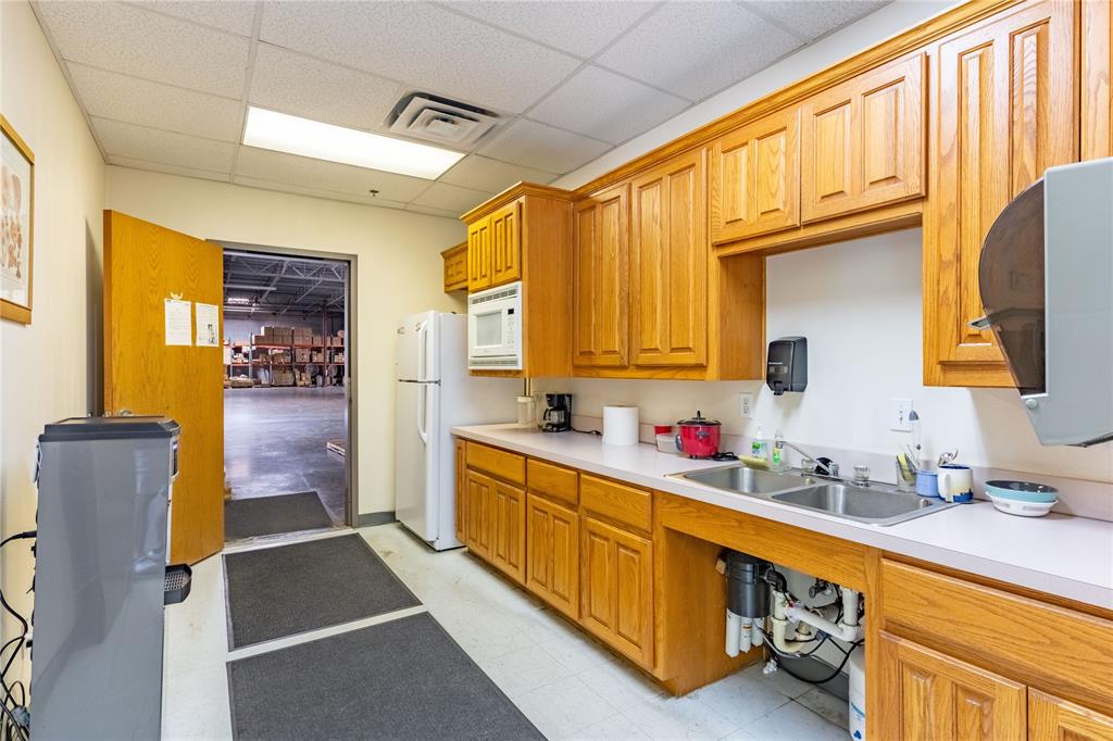 Harris Additon - Commercial Lease