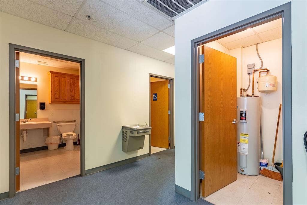 Harris Additon - Commercial Lease