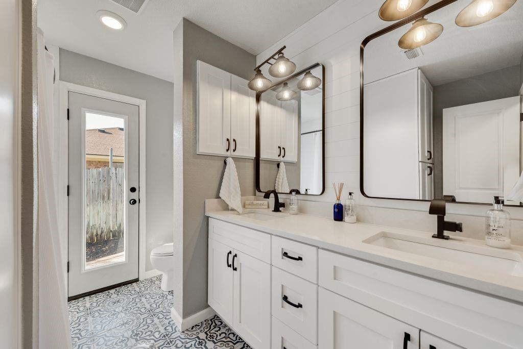 Oak Creek Estates - Residential