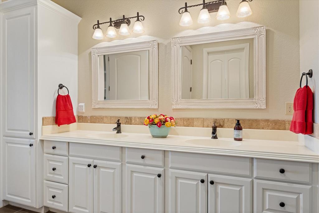 The Watermark On Lake Granbury - Residential