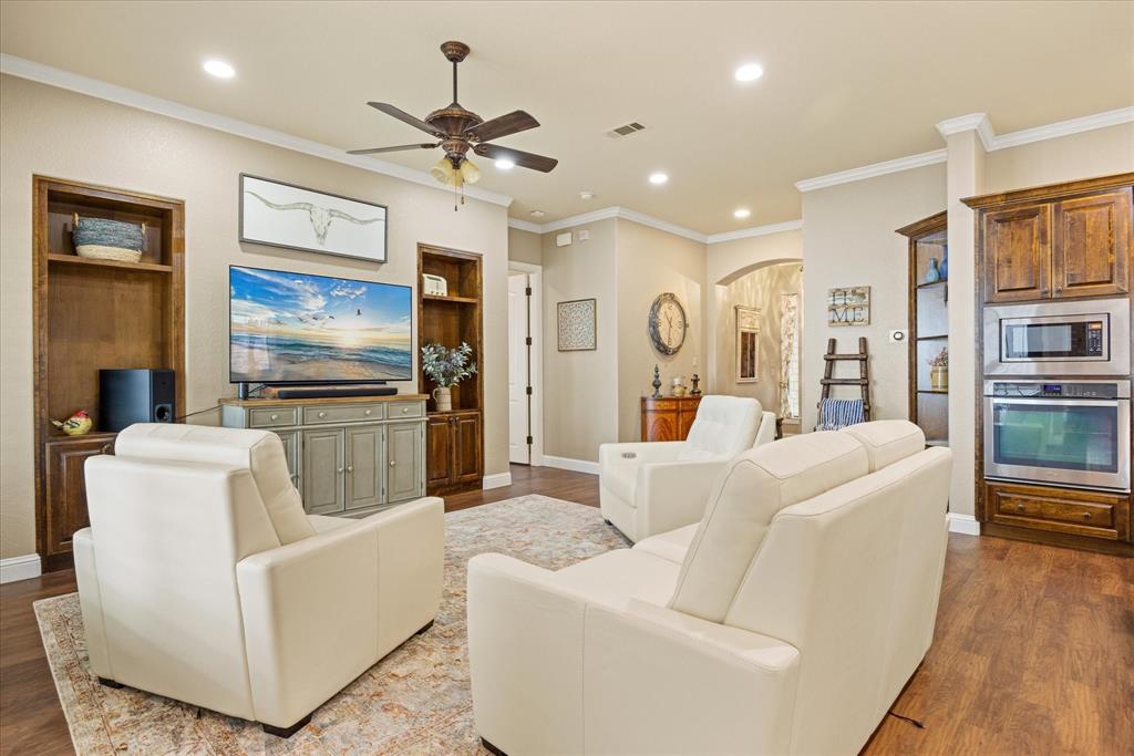 The Watermark On Lake Granbury - Residential