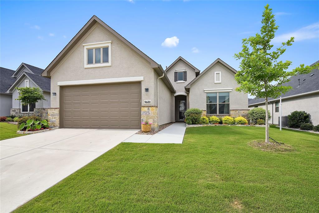 9601 Banded Iron Lane