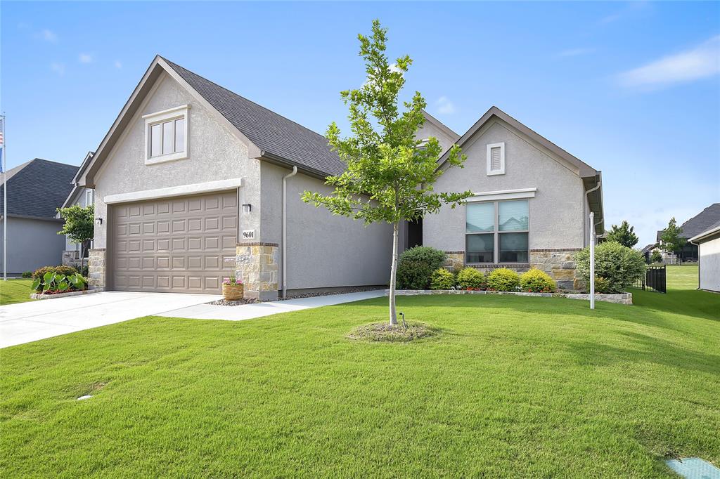 9601 Banded Iron Lane