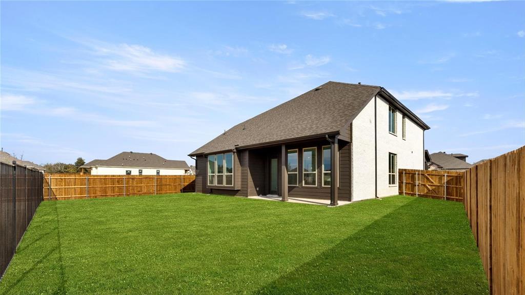 Sheppards Place Ph 2 - Residential Lease