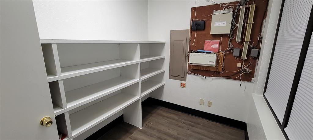 Central Irving Place - Commercial Lease