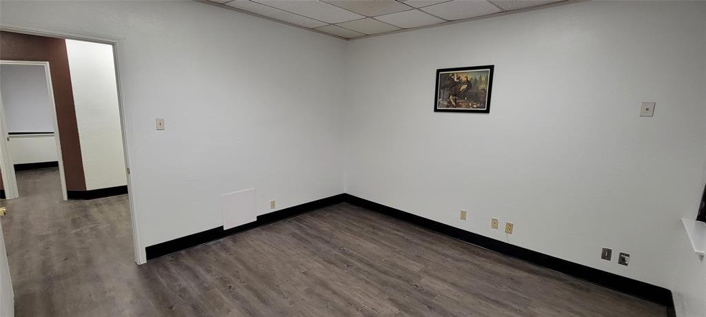 Central Irving Place - Commercial Lease