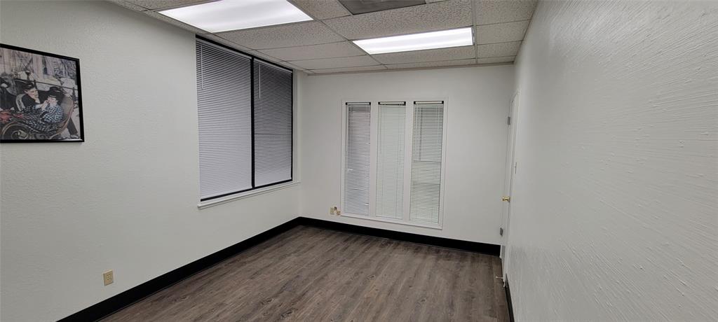 Central Irving Place - Commercial Lease