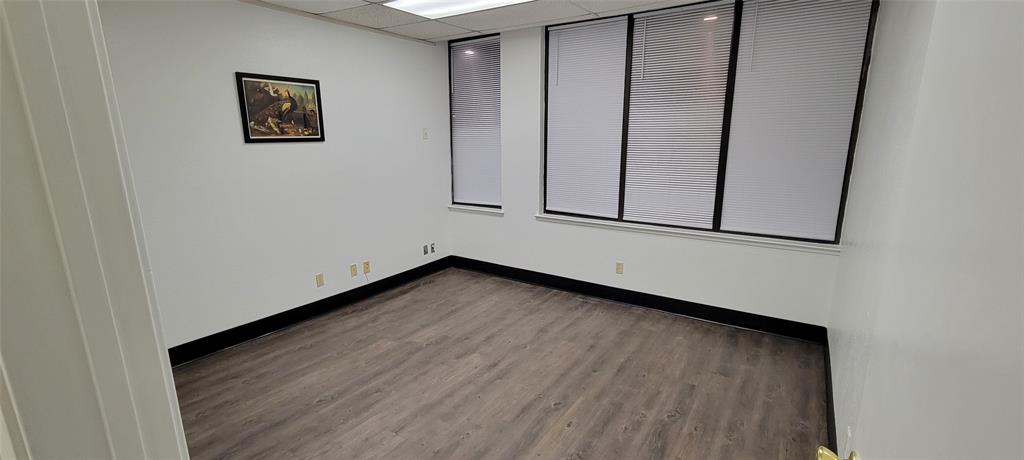 Central Irving Place - Commercial Lease