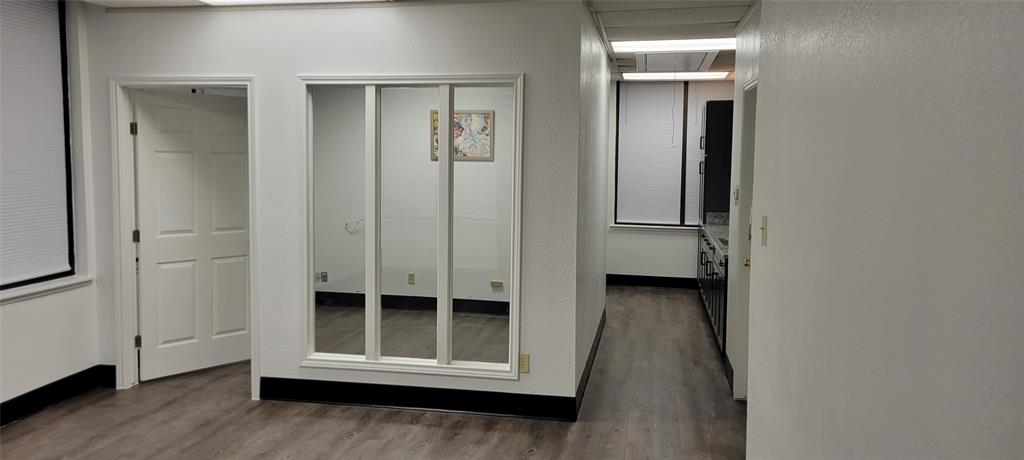 Central Irving Place - Commercial Lease