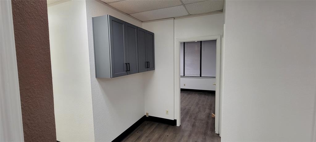 Central Irving Place - Commercial Lease