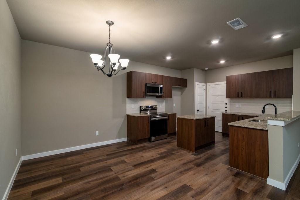 Heritage Hills Estates Phase One - Residential Lease