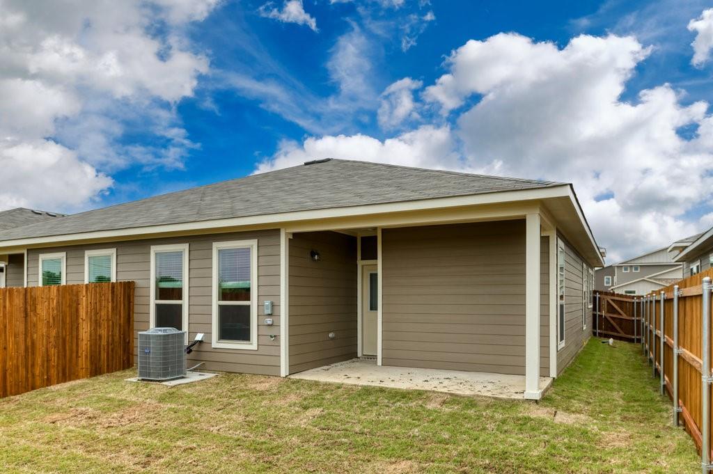 Heritage Hills Estates Phase One - Residential Lease