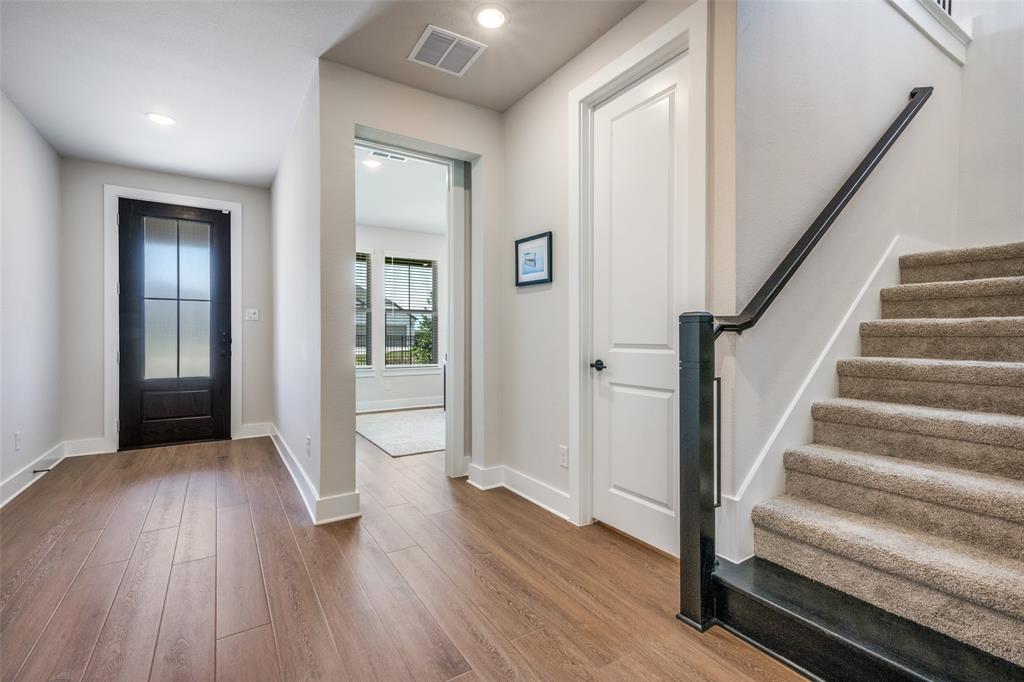 7316 Red Maple Drive