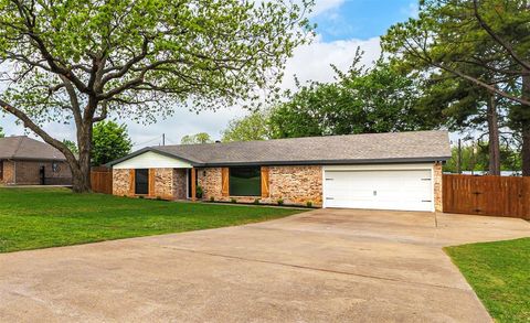 2004 Tarver Road Burleson TX 76028