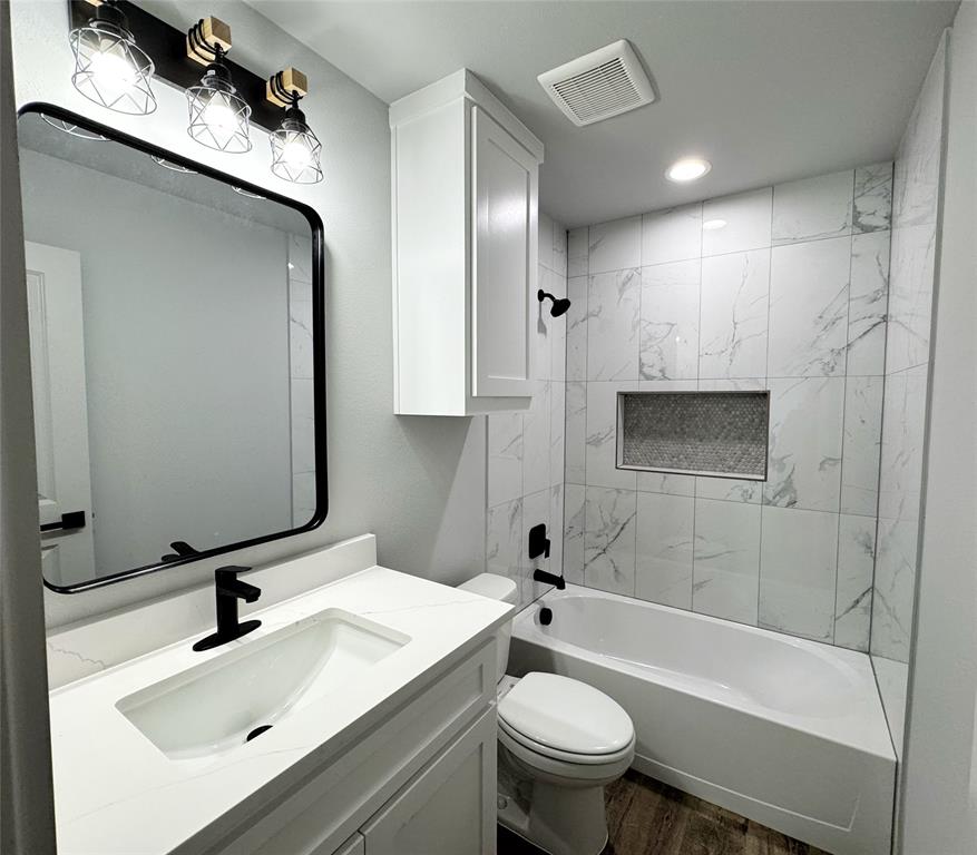 Orig Town Of Greenville - Residential Income