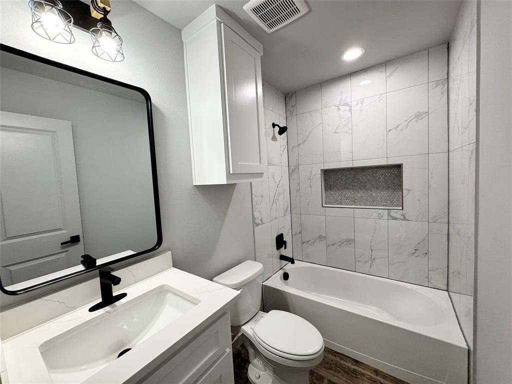 Orig Town Of Greenville - Residential Income