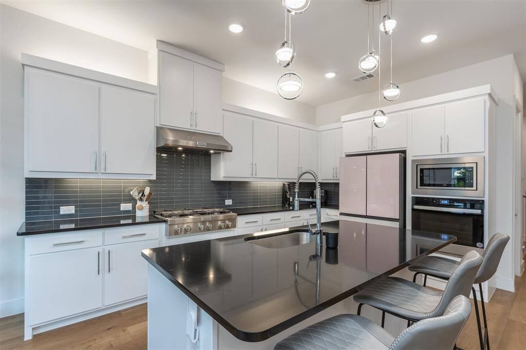 Danielle At Craig Ranch, The - Residential