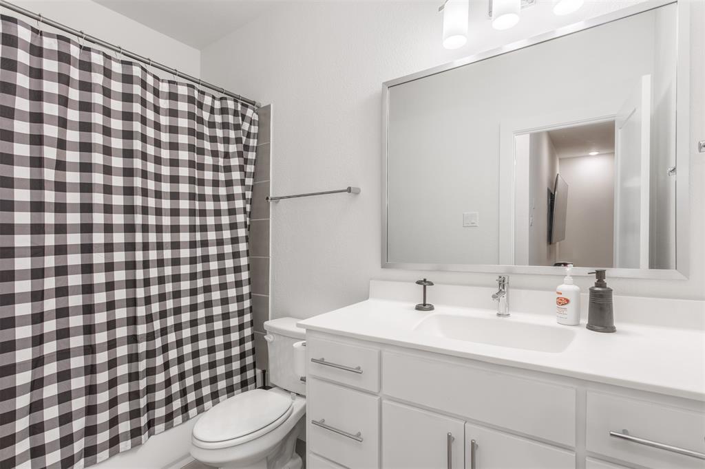 Danielle At Craig Ranch, The - Residential