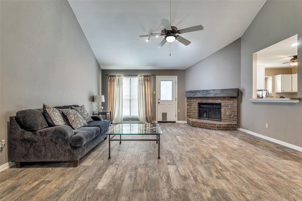 5401 Briar Lane
