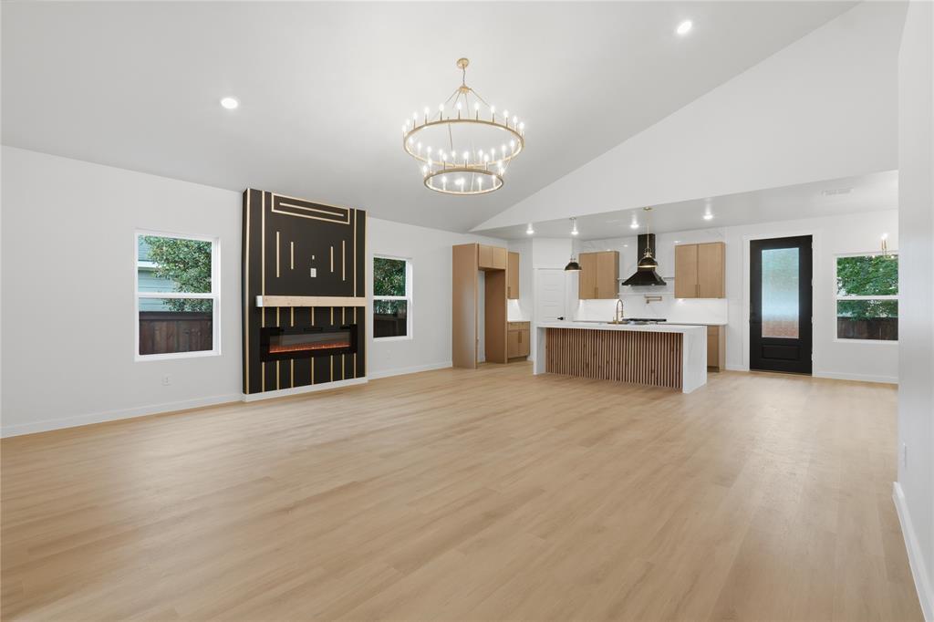 2812 William Brewster Drive