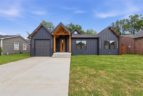 Photo of 2812 William Brewster Drive, Irving, TX 75062 (MLS # 21250646)