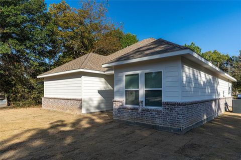 A home in Cooper