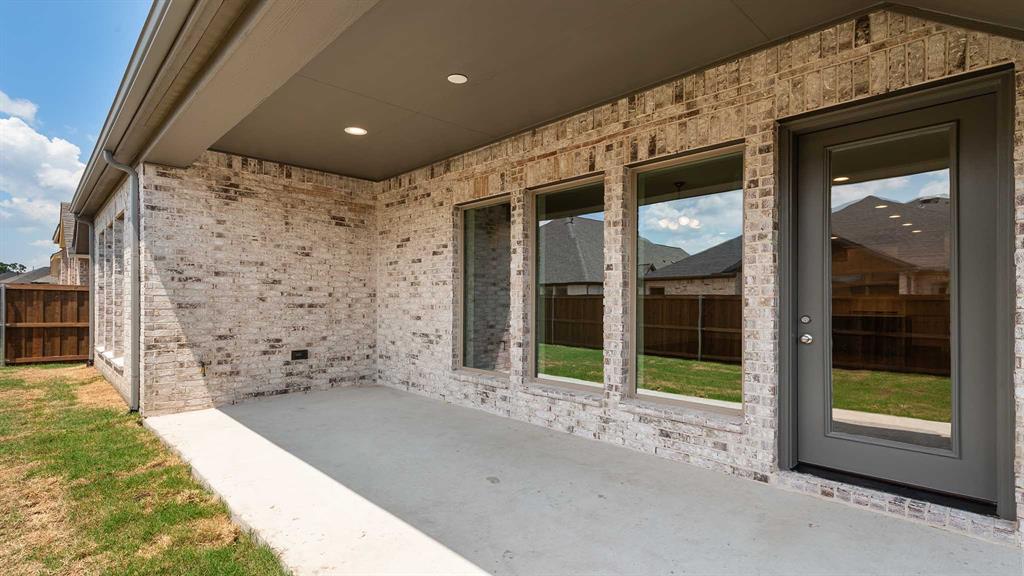 Trinity Falls - Residential